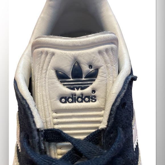 Adidas Navy and white Gazelle size 6 women’s - Picture 6 of 7